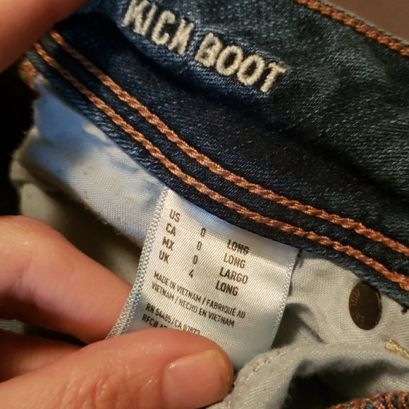 Jeans - Picture 3 of 4